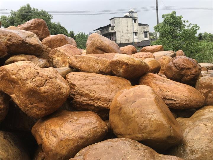 假山石制作 黄蜡石平台石造景