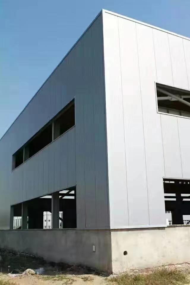 呼和浩特钢结构拱形屋顶搭建 武川大跨度钢结构厂房安装