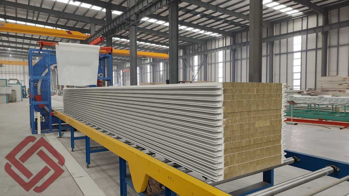 邵阳 -钢结构厂房-搭建彩钢聚氨酯岩棉夹芯板-厂家销售